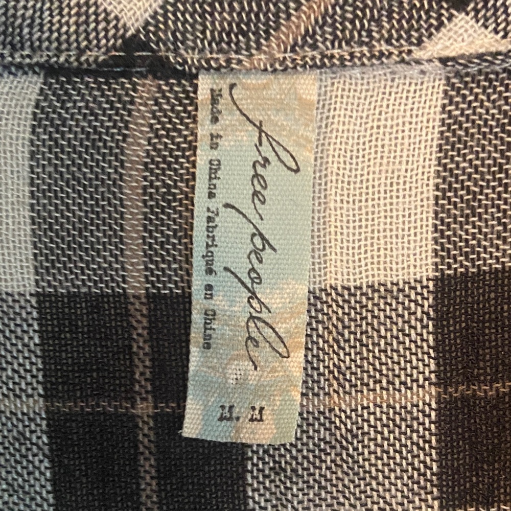 Free People Black and White Checkered Shirt
Size M - Picture 2 of 9